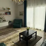 Liu' Al Viale 4*